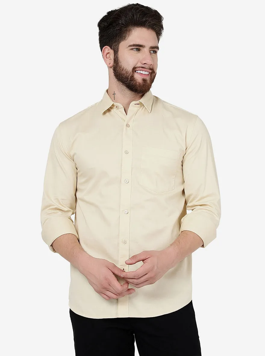 Banana Yellow Solid Slim Fit Semi Casual Shirt | JadeBlue