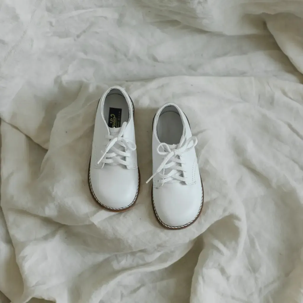 Harvey Oxford - White