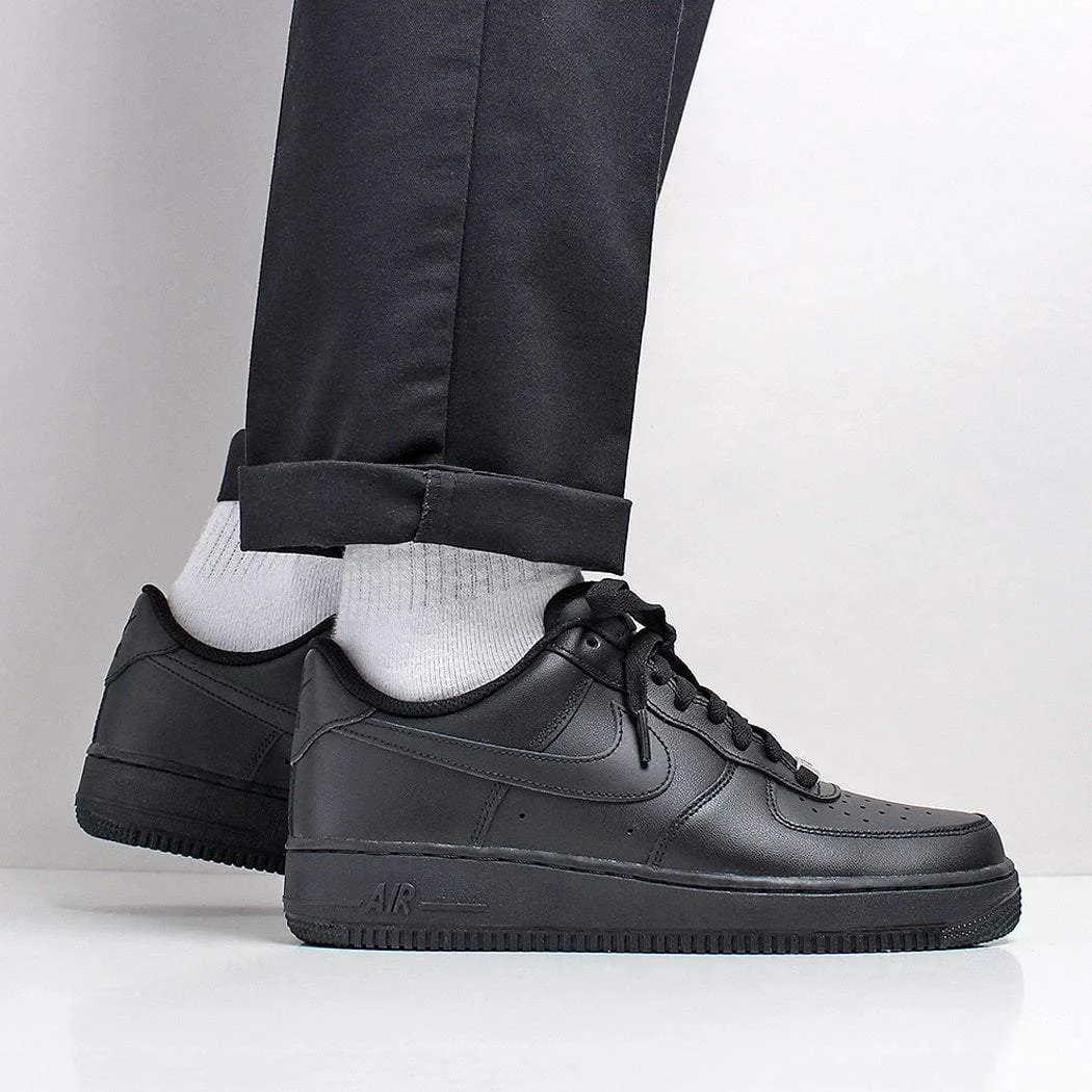 Nike Air Force 1 '07 Shoes