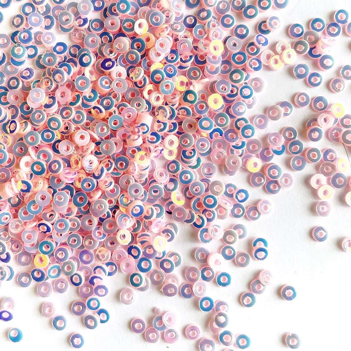 Sequins - Flat - Circle - 3mm - Candy Pink with Mauve Lights (S17)